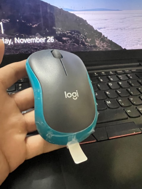 Sản phẩm không rất tiện dụng gọn nhẹ không cồng kềnh. Phù hợp với công việc văn phòng, chuột cầm vừa tay. Sản phẩm không rất tiện dụng gọn nhẹ không cồng kềnh. Phù hợp với công việc văn phòng, chuột cầm vừa tay.