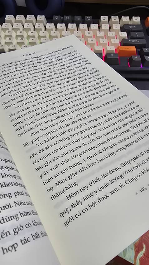 Sách loại khổ cao, bìa mềm in đẹp. Chưa đọc nên ko rõ như nào, nhưng tin vào tác giả này thì ndung sách sẽ ngầu lắm.