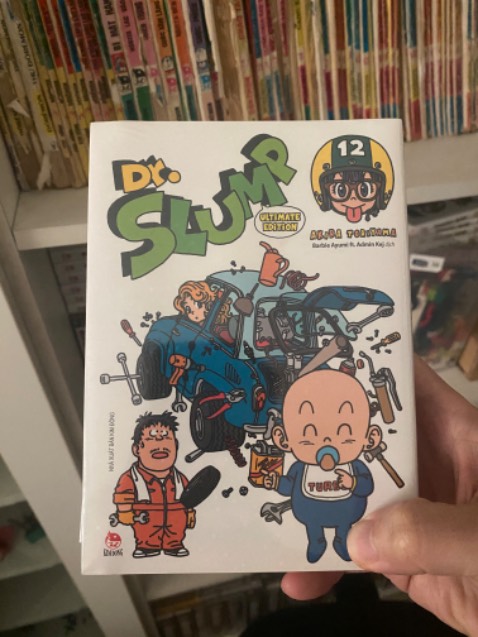 Sản phẩm đúng mô tả: truyện Dr Slump vui miễn bàn. Bản ultimate edition này in đẹp xuất sắc.
Totally recommended.