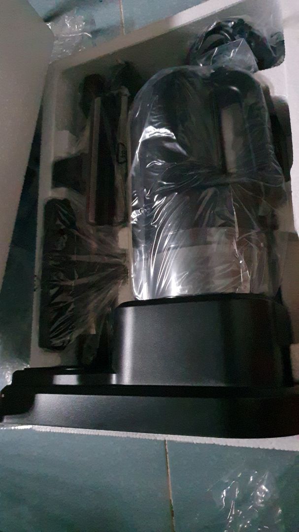 chất lượng sản phẩm thì tuyệt vời rồi  5 sao chất lượng mặc dù chưa sd.Tiki gói hàng quá ẩu chỉ có1 lớp nilong cho bất kì đơn đặt hàng nào không thay đổi gì sau 3 năm mình mới mua món đầu tiên. hộp đựng đồ méo mó tưởng đâu là bị méo theo rồi, nhưng "may mắn" là ko bị méo.đồ thì luôn chính hãng nhưng lại gói kiểu này ko bằng ai hết.