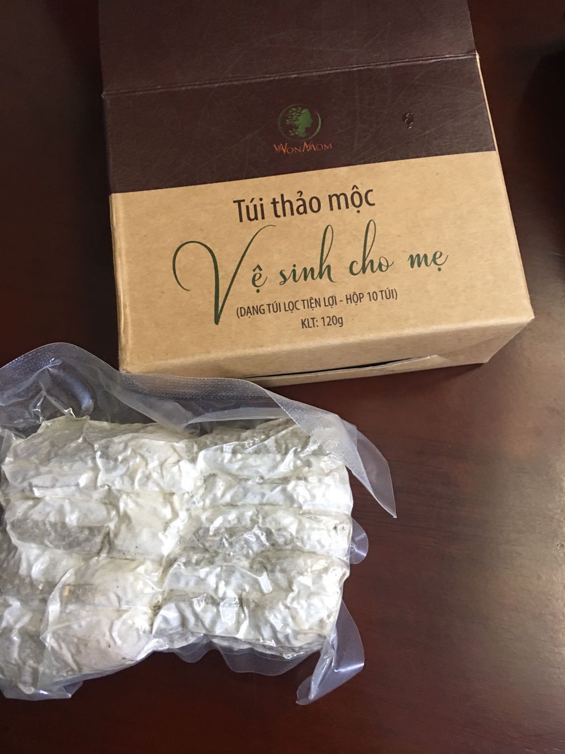 Nhận hàng đúng thời gian dự kiến. Đóng gói cẩn thận. Chưa sử dụng nên chưa biết như thế nào. Nói chung rất thơm.
Zzz zzd. F a d j k a