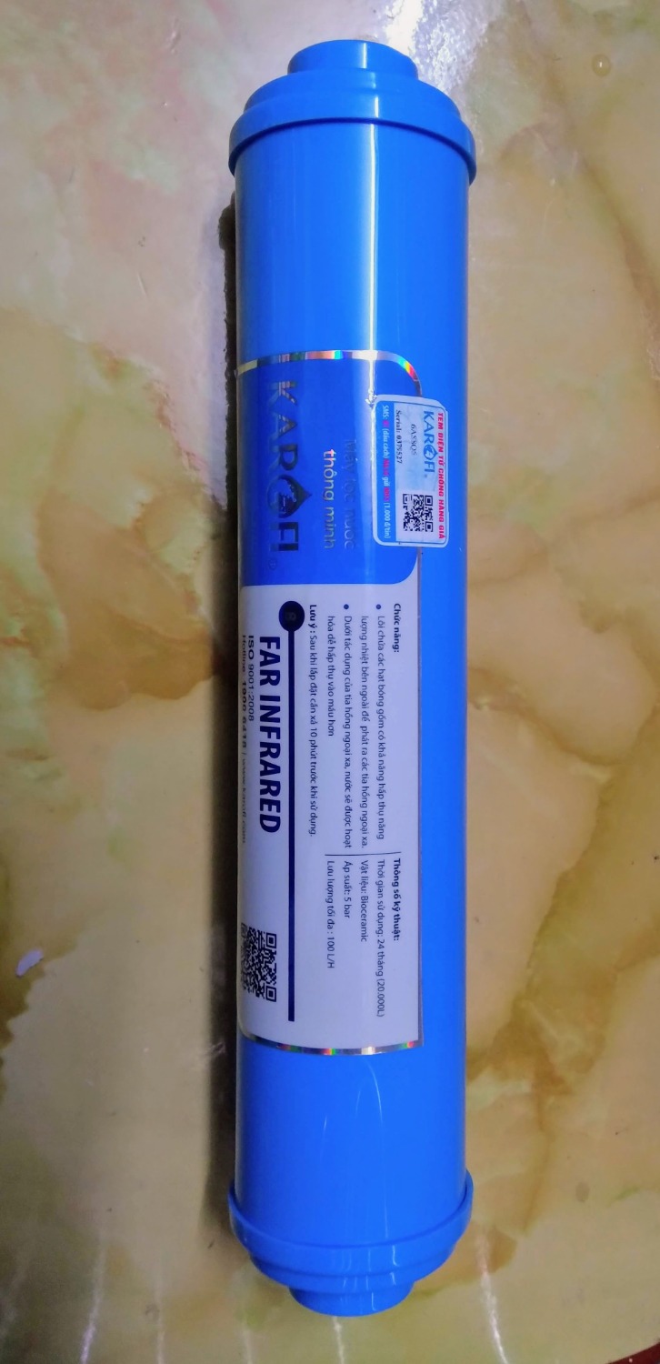 Vỏ hộp bóp méo, bẩn, gỉ sét ở nắp. Lõi bên trong cào tem và nhắn tin không xác thực được.