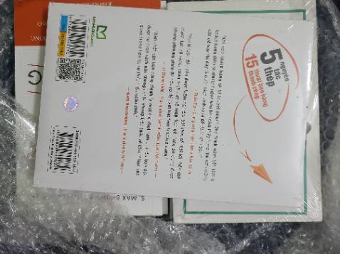 sách mới đẹp, đóng gói cẩn thận, giao hàng nhanh