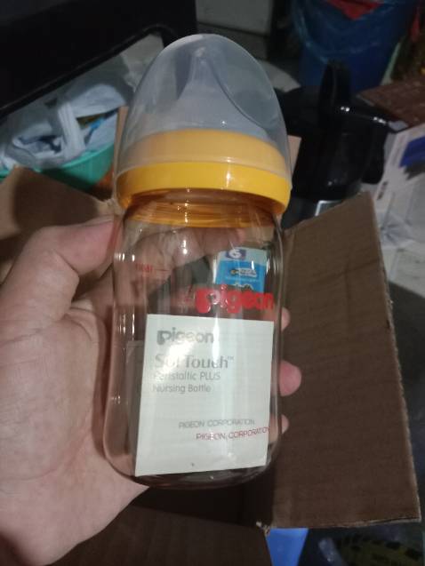 núm mềm,chất liệu bình tốt. nhân viên giao hàng thân thiện