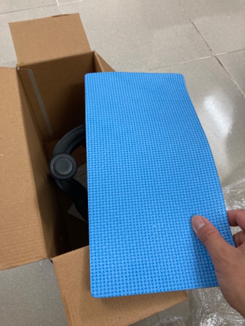 Giao hàng nhanh.
Nhứngao thấy ở ngoài ghi trong hộp gồm 3 món ( thêm cả phanh mà nhỉ?