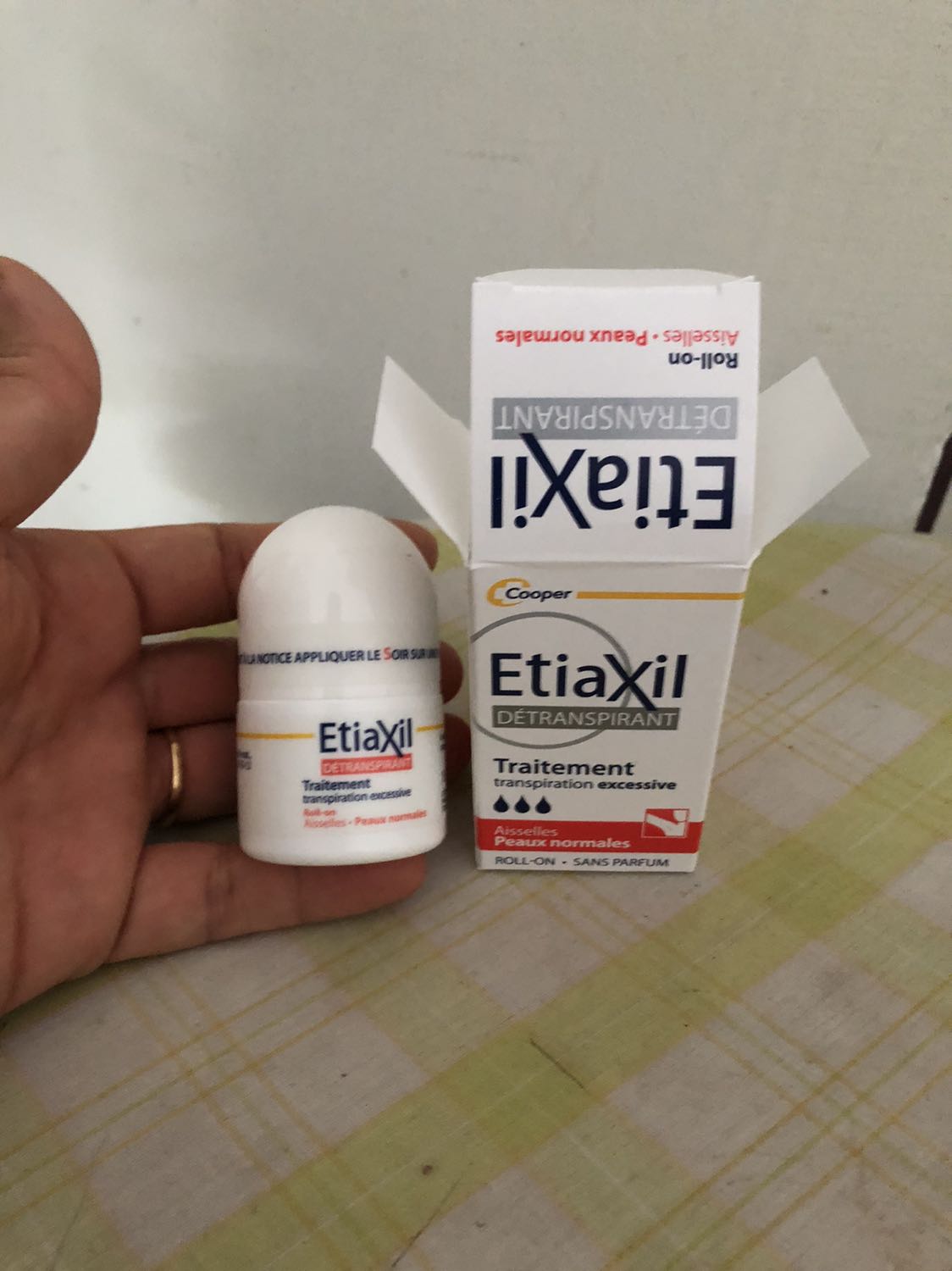 Sản phẩm có tem đầy đủ, hàng chính hãng. Sài cực kỳ hiệu quả. Sản phẩm có tem đầy đủ, hàng chính hãng. Sài cực kỳ hiệu quả.