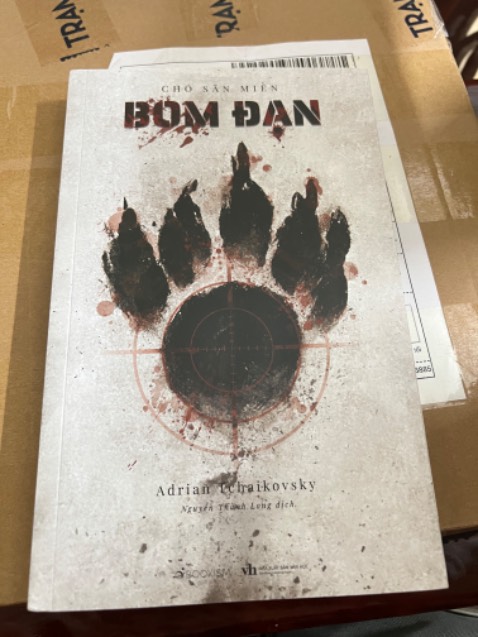 Giao hàng nhanh, đóng gói chắc chắn.
Sách cầm chắc tay, hình thức trình bày cùng chất lượng in tốt, nội dung hấp dẫn.
Nói chung tuyệt vời không có gì để chê