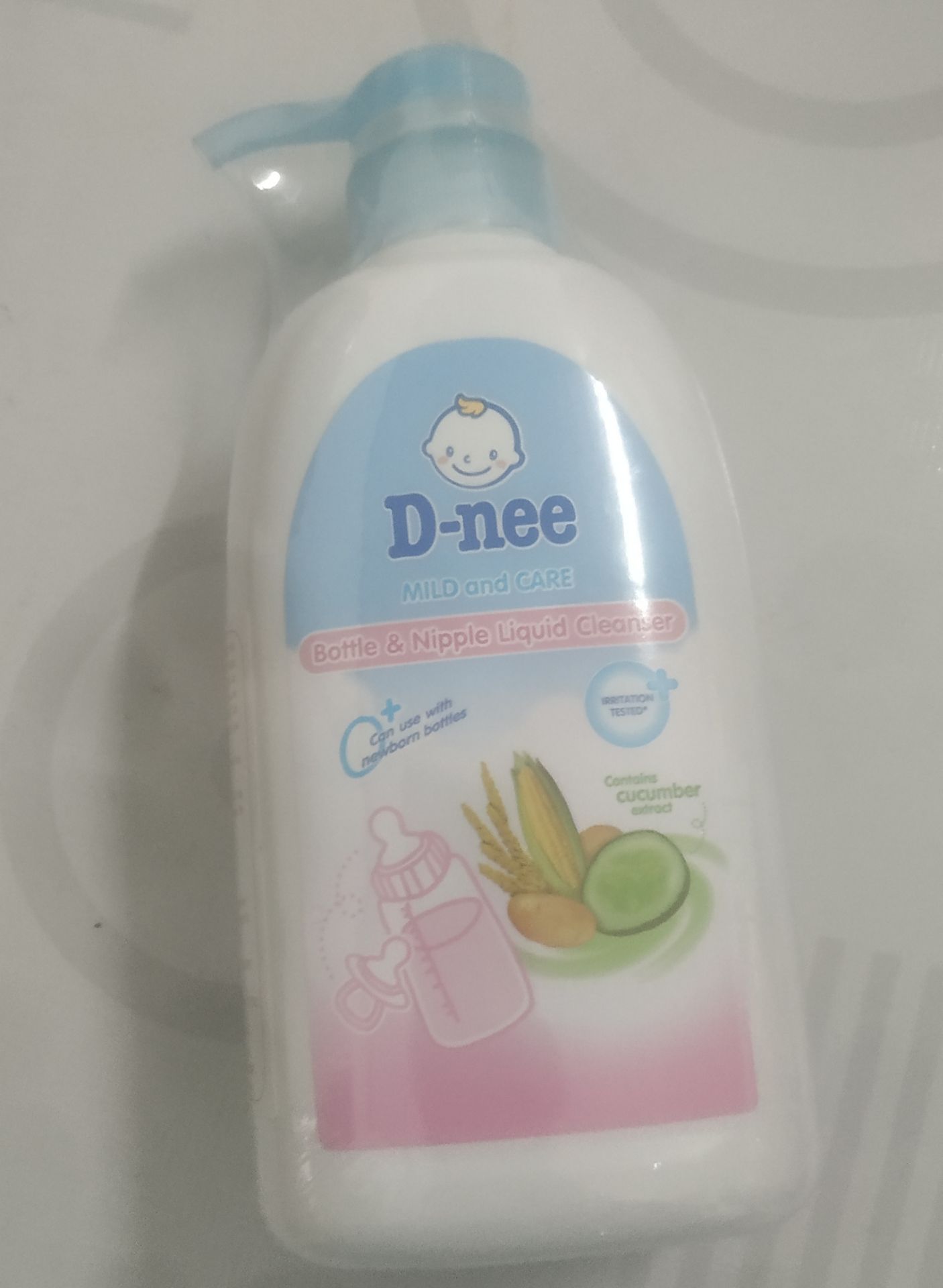 bọt nhiều, rửa sạch, tẩy mạnh, dung dịch sánh đặc.