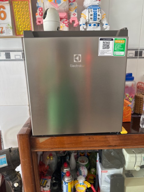 Sản phẩm được đóng gói cẩn thận và giao nhanh chóng đến người tiêu dùng đặt ngày hôm trước là hôm sau sáng đã có người tới giao hàng và lắp đặt đầy đủ