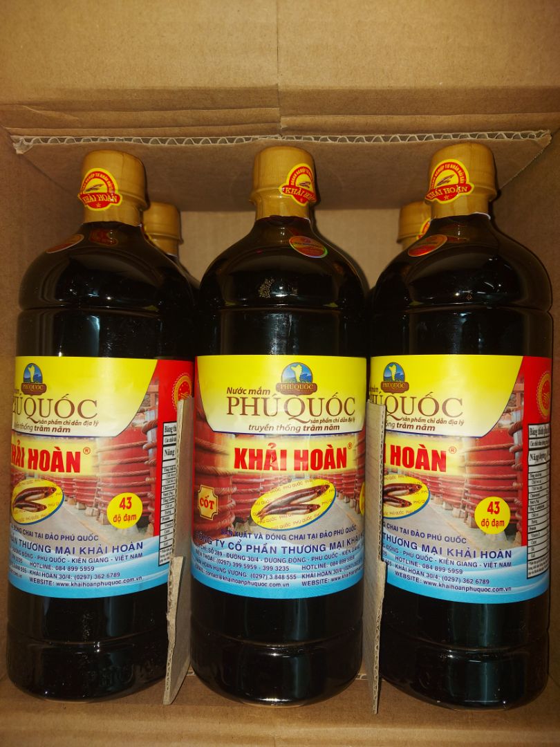Giao hàng khá nhanh chai và nhãn mác khá xịn hạn sử dụng còn dài chất lượng tốt giá cả hơi cao so với phụng hưng