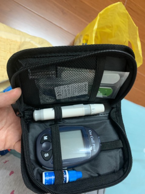 Thiết kế nhỏ gọn, sử dụng ổn định, máy mới. Tuy nhiên shop tư vấn tặng kèm đồ nhưng ko thấy có khi nhận đc hàng. Mình đã liên hệ và shop nói sẽ gửi kèm khi mình od ở đơn tiếp theo. Dù vậy vẫn cho shop 5 sao nhé