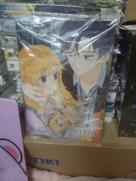 Sách mới nguyên seal, đầy đủ phụ kiện, shop đóng gói chu đáo, bọc chống sốc cẩn thận, giao hàng nhanh, vote 5 sao