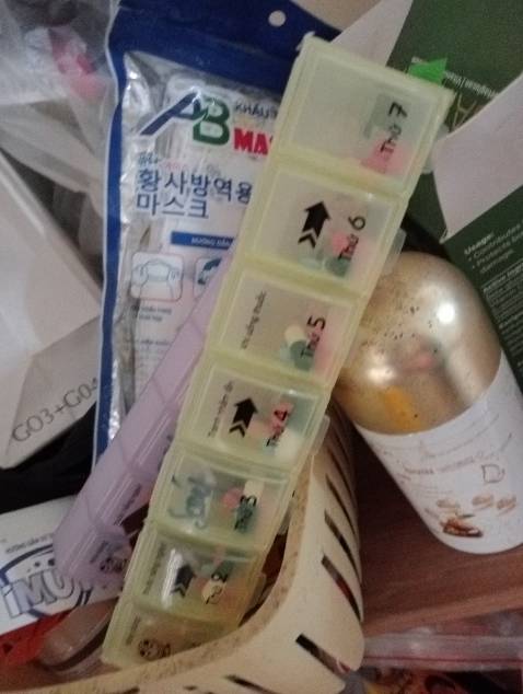 Mới đầu mình nghĩ hộp nhỏ xíu nhưng khi Nhận thấy rất ưng ý nhé Mới đầu mình nghĩ hộp nhỏ xíu nhưng khi Nhận thấy rất ưng ý nhé