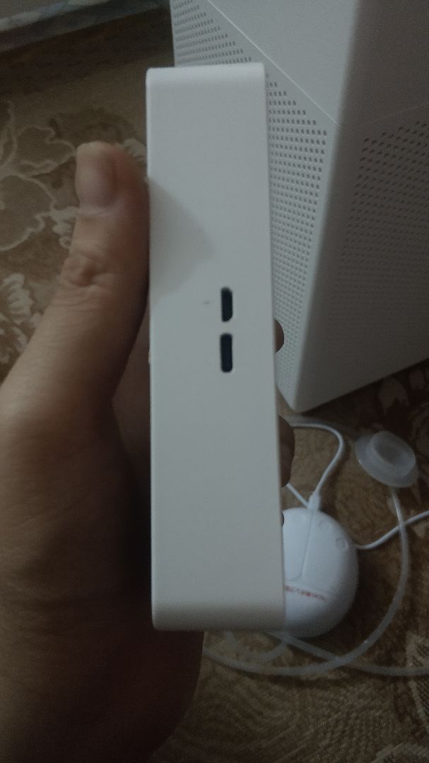 Bộ sạc rất ok ,rao hàng nhanh,nhưng bộ sạc mới chưa gì đã bong viền đen trên đầu chỗ đèn led ,vẫn cho 5 sao về chất lương dao hàng Bộ sạc rất ok ,rao hàng nhanh,nhưng bộ sạc mới chưa gì đã bong viền đen trên đầu chỗ đèn led ,vẫn cho 5 sao về chất lương dao hàng