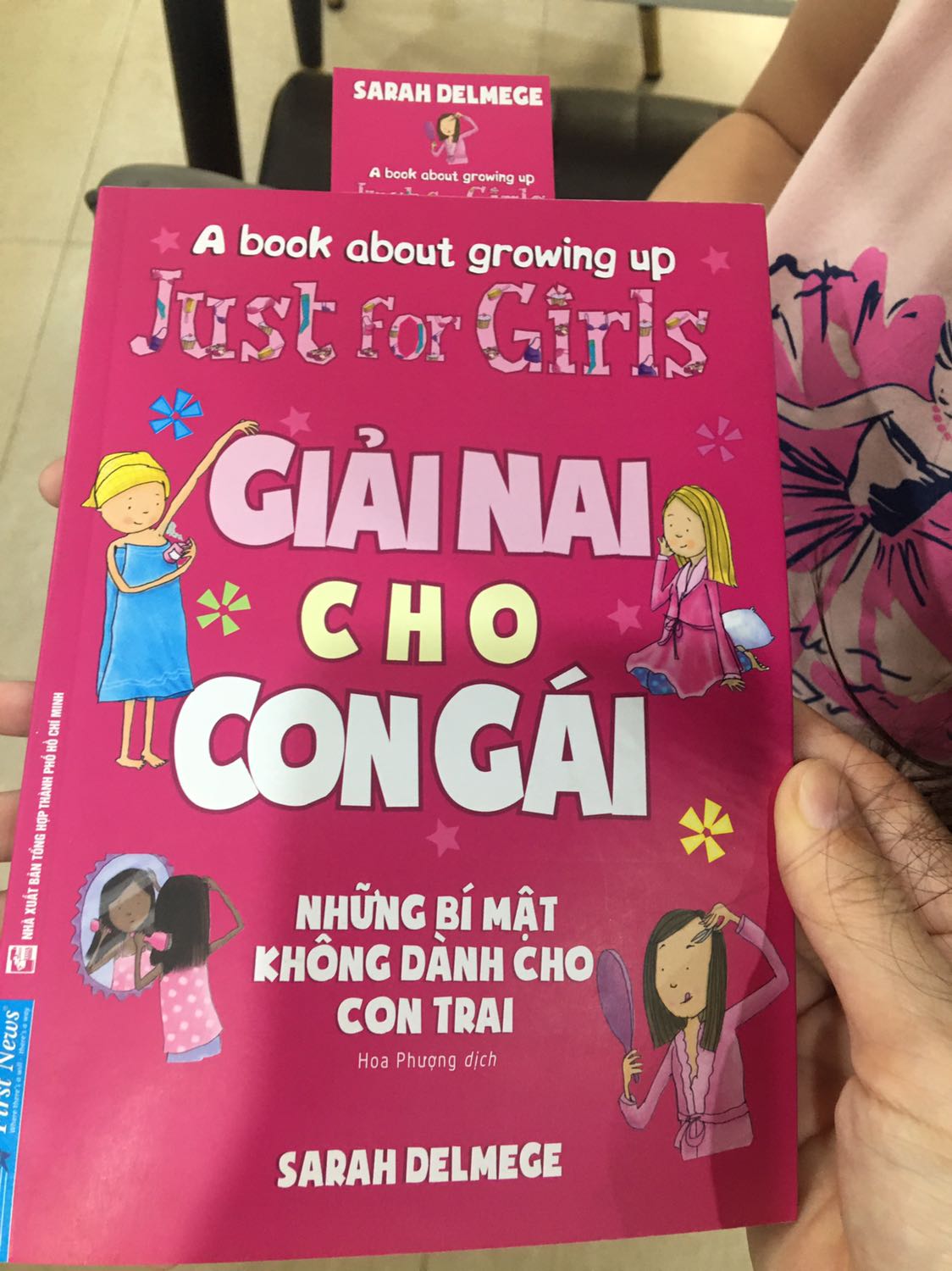 Cuốn sách siêu dễ thương, rất hợp làm quà tặng cho các bé gái chuẩn bị bước vào tuổi dậy thì...