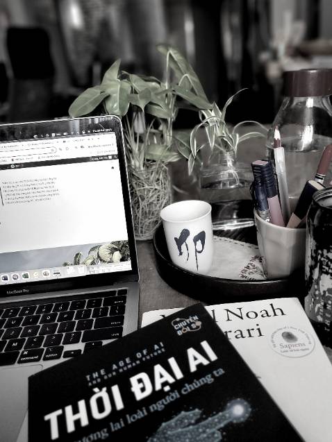 Tiki giảm 30%, free ship, tối order, sáng mai giao rồi, quá nhanh, 
giấy couche láng đẹp, giấy màu vàng ko chói, tốt cho mắt.
Mới đọc đc 30tr, chưa nói đc nội dung nữa.
Quá hài lòng.