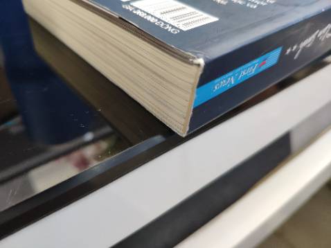 Sản phẩm sách TIKI TRADING giao ko có seal mới, sách bị rách góc, cũ, có dấu hiệu người đọc qua, bên trong ko có bookmark từ nhà sách tặng! Vì sách tặng nên tôi ko chấp nhận, cũng là mua lần đầu tiên và bị mất code khuyến mãi cho khách hàng mới của Zalopay. Đã yêu cầu đổi sách mới, nhưng nhận được hoàn tiền mà ko thông báo tin nhắn hay email  cho khách khi hết hàng. Tôi thất vọng Tiki Trading HCM bán hàng. Ho trợ tốt 10/10.