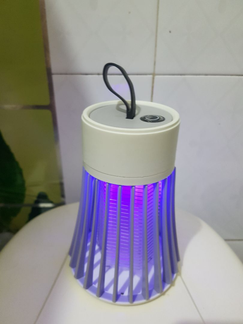 Sản phẩm nhỏ xinh, đẹp, chắc chắn, nhà mình không nhiều muỗi lắm, cắm liên tục mấy ngày đầu thấy ngày nào cũng bắt được vài con. Chất lượng sp khá hài lòng, thanks shop.