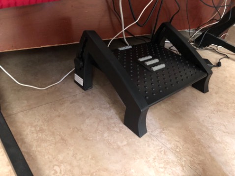 Kê chân tốt, cứng cáp hơn cột sống của SE nhiều lần, dùng gác chân để hóng drama SE cả ngày rất thoải mái, 10 đỉm, mãi yêu SE