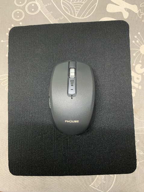 Kết nối bluetooth và usb receiver đều nhanh, chuột nhẹ, hoạt động tốt. Giá hợp lý.