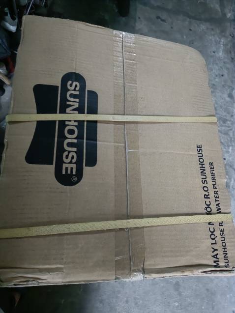 Đóng gói kín. Mở ra vẫn móp méo. Bó thay Đóng gói kín. Mở ra vẫn móp méo. Bó thay