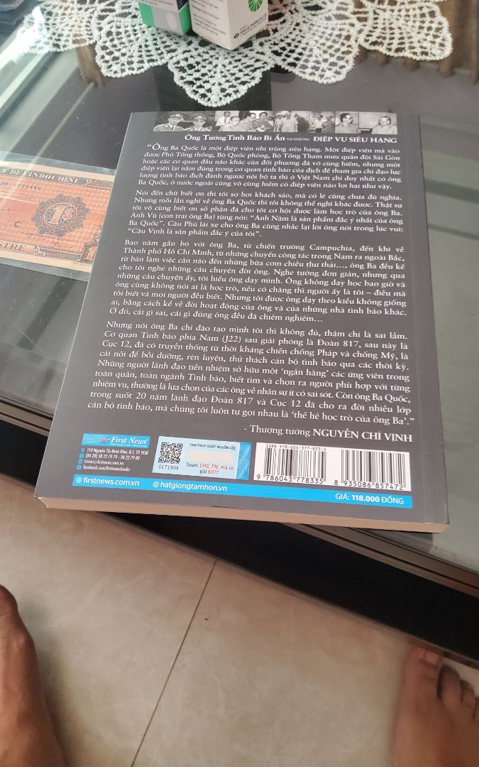 Nội dung hấp dẫn.Đáng mua.
Giao đu gs hẹn,bao gói kỹ. Chất lượng sách đẹp