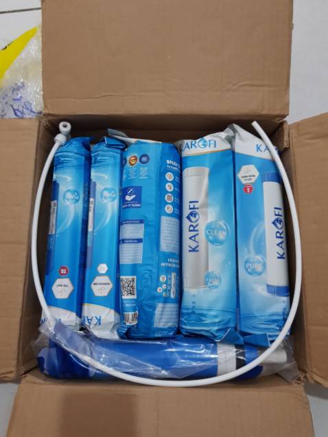 Tôi đặt mua 2 bộ (6 lõi/bộ), nhưng chỉ nhận 1 bộ. Do không nhận hàng trực tiếp từ Shipper (Ngô Thành Chung - số đt: ***. Số TK: ***), nên tôi đã chuyển số tiền 1,622,000 cho anh Trung và nhờ gửi hàng tại cổng bảo vệ chung cư. Đề nghị nhà cung cấp gửi thêm 1 bộ nữa mới đúng với số tiền tôi đã thanh toán. Xin cảm ơn.