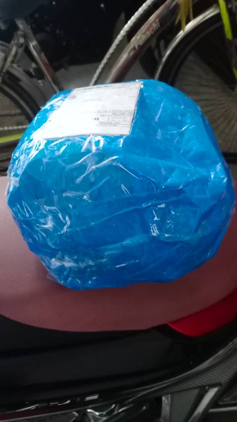 Sản phẩm đúng mẫu, có Chat vơi Shop nên được quà tặng kèm... Sẽ ủng hộ Shop lần sau