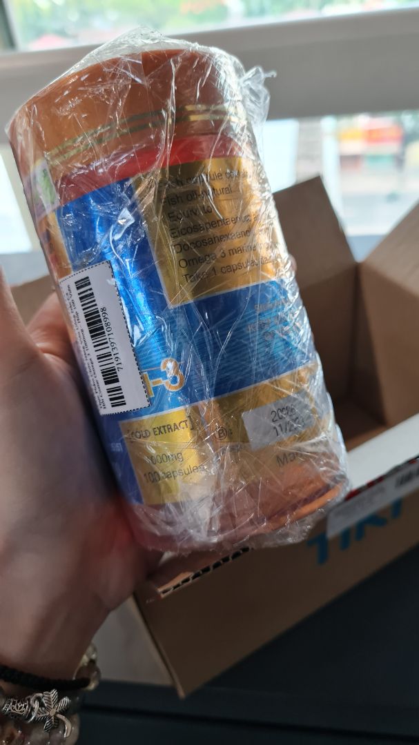 đóng gói cẩn thận, giao hàng nhanh.
mẫu mã và hạn sử dụng ok.
chưa xài bao giờ, mua làn đầu tiên, để xem ba mẹ xài 1 thời gian xem thế nào