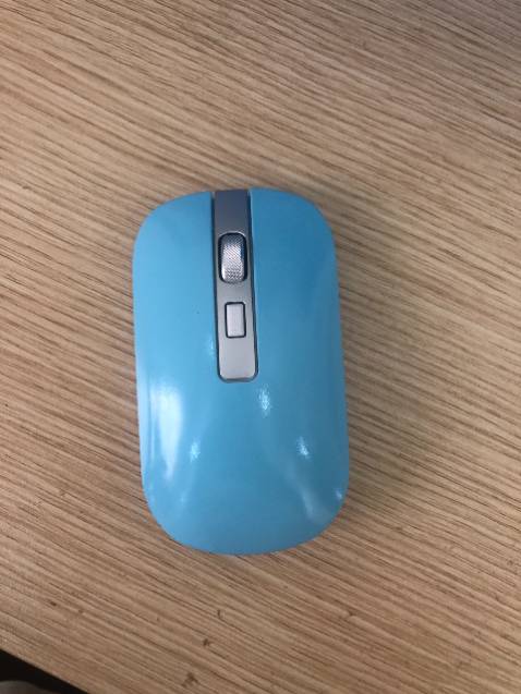 chuột nho nhỏ vừa tay , sử dụng rất sướng , màu rất đẹp nữa,tuyệt vời