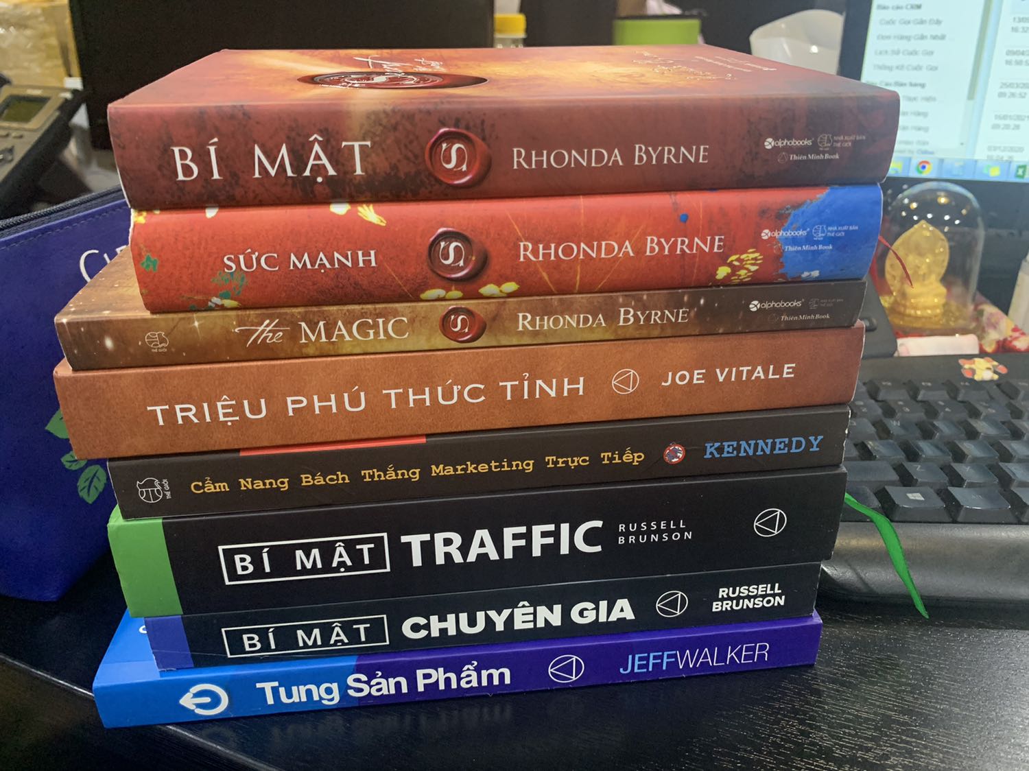 Sách chất lượng. Đóng gói cẩn thận. Giao hàng nhanh hơn thời gian dự kiến. Cảm ơn.