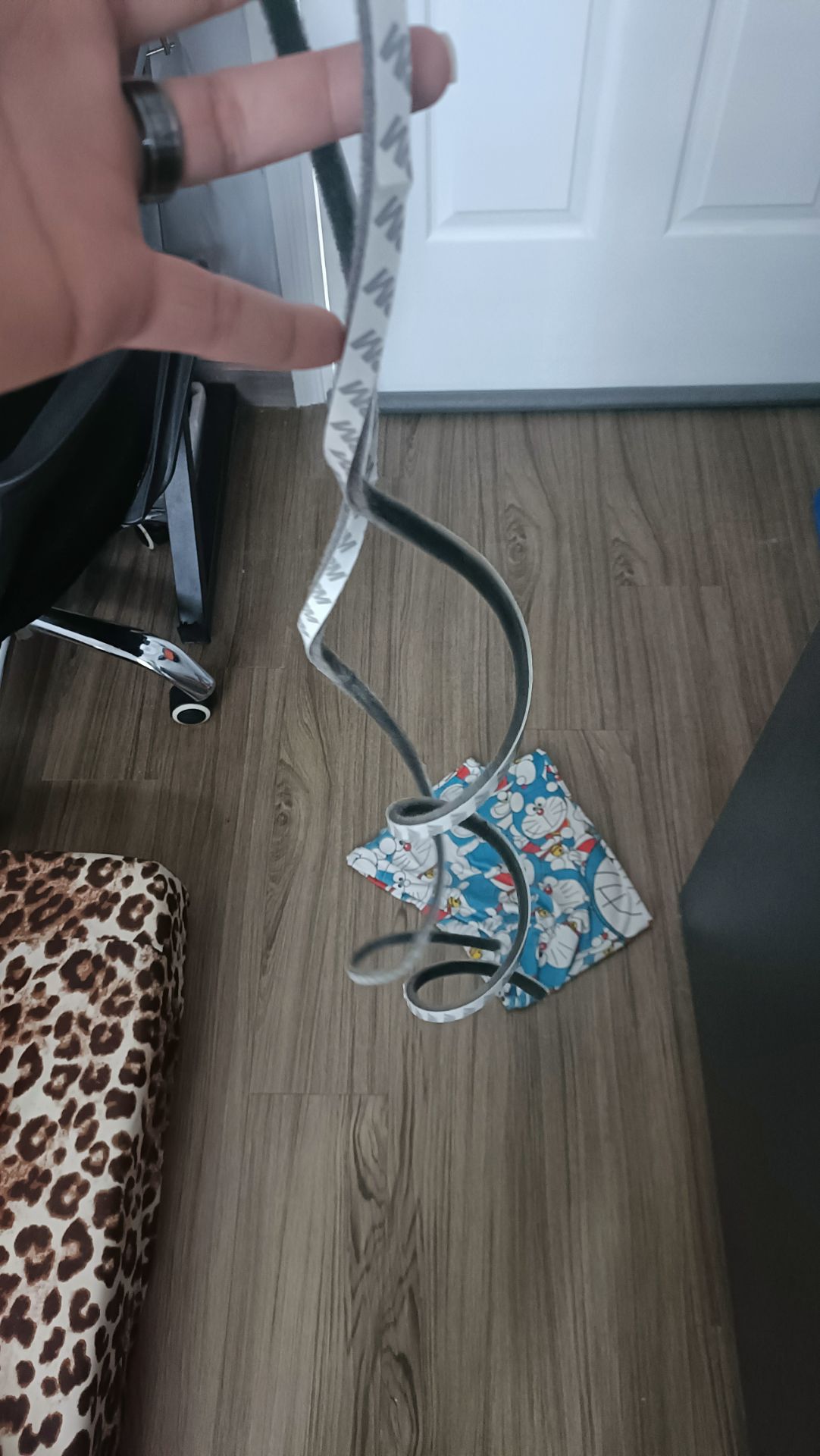 giao ko đúng như quảng cáo 3mx2cm mà này 1cmx2m