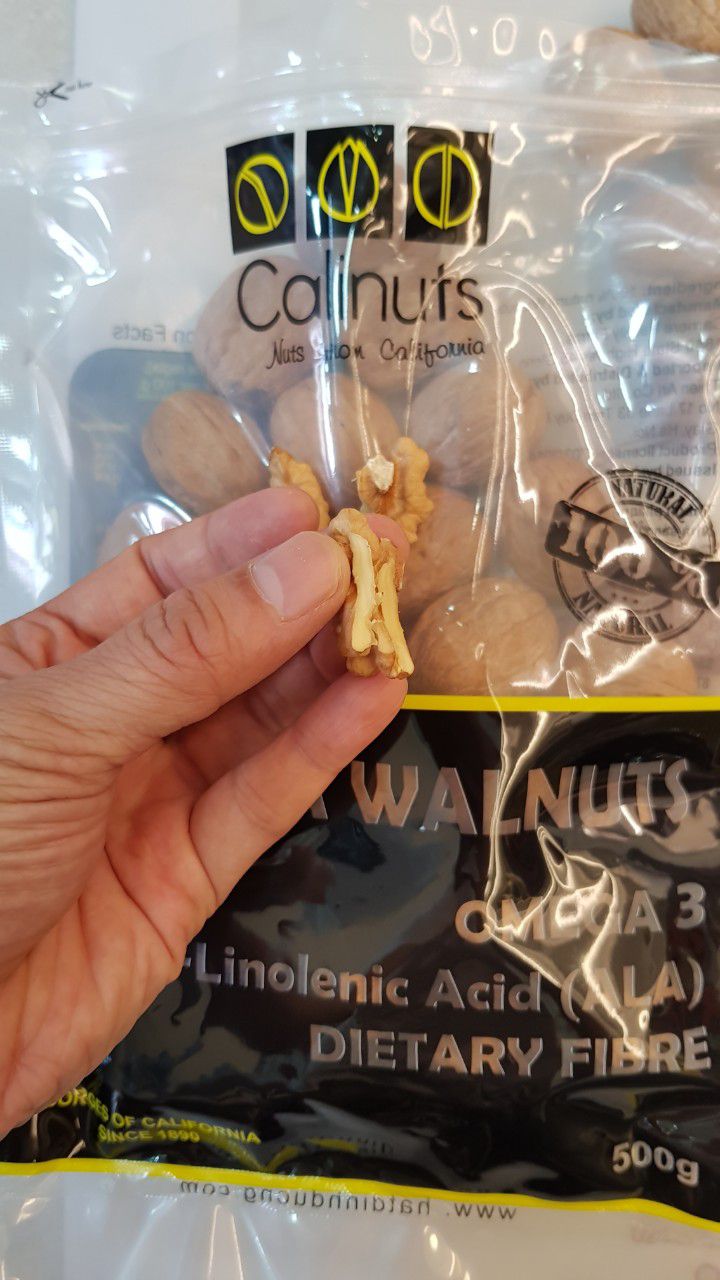 Chất lượng sản phẩm Ok, nhân trắng, giòn, Giao hàng nhanh. Đóng gói sản phẩm chắc chắn cẩn thận. Rất đáng tiền. Shop có tặng thêm 1 kẹp tách vỏ óc *** và hướng dẫn sử dụng chi tiết, thanks