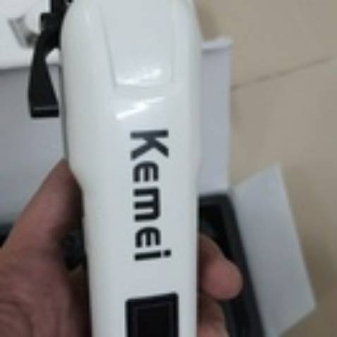 Sản phẩm đúng như quảng cáo, chất lượng sản phẩm tuyệt vời. Chạy rất êm, cắt ngọt. Đóng gói quá cẩn thận, nhìn hộp đẹp không muốn mở 😅.