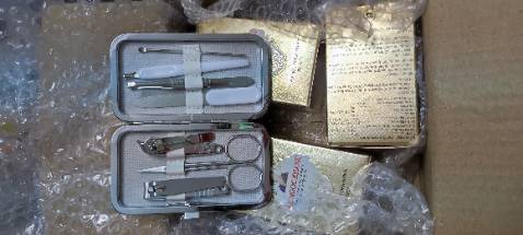 Mình uống được tháng thấy da cải thiện, ngủ ngon và sâu hơn. Mua lần này là lần thứ 3 , mua combo được tặng quà rất dễ thương nha. Tiếp tục ủng hộ