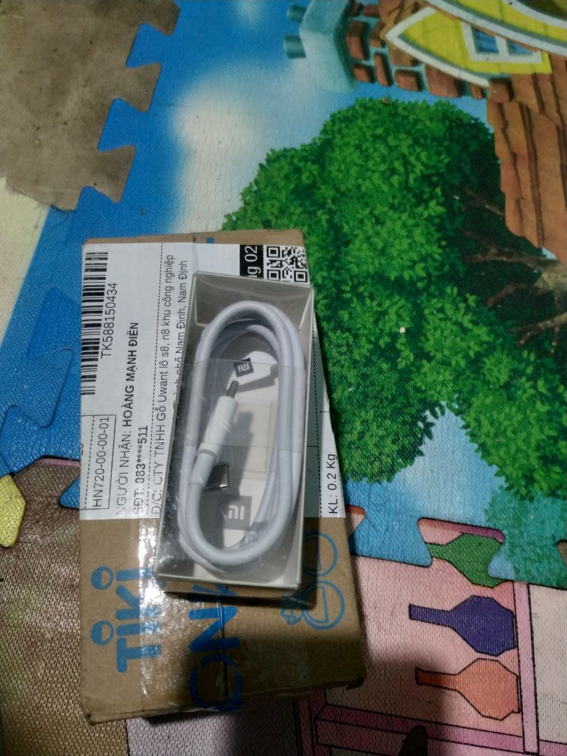 giao hàng nhanh, hài lòng về cách chăm sóc khách hàng của tiki