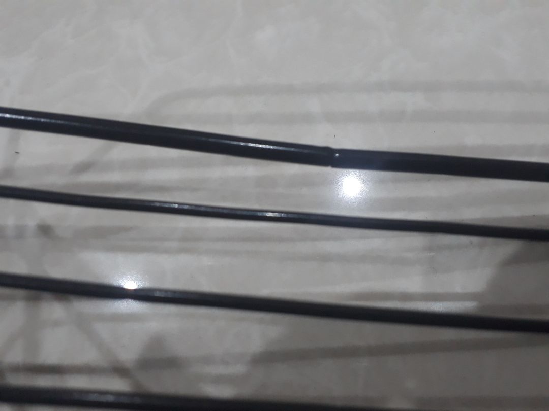 Đây là lần thứ (n + 2), TiKi k tôn trọng khách hàng. Thật sự mình rất muốn chửi thề vì cực kì k hài lòng + sự lặp đi lặp lại cái cách làm việc thiếu chuyên nghiệp. Gói hàng lúc nào cũng gớm, chọn hàng đưa cho khách thì k lau chùi, không kiểm tra chất lượng. Làm ăn như *** đảo. Khách đặt hàng cũng tiền chứ phải cỏ rác đâu, đưa hàng cho khách bị lỗi bị hư thì khách dùng kiểu gì? Miếng dán thì như *** gặm, cái giá thì bị móp, gãy hoặc là do gia côg thiếu thép chắp vô. Hôm trước giao hàng lỗi gọi điện làm phiền khách hàng yêu cầu đổi trả, trong khi khách hàng rất bận nên k có tạo yêu cầu đổi trả thì liên tục bị shipper gọi để trả đơn hàng. Chỉ cần làm việc có tâm 1 chút, đặt cảm giác của Khách lên 1 chút thì k có những trường hợp lỗi xảy ra. Đôi khi chỉ cần lau chùi rồi gửi đi cũng là khó khăn hơn việc đổi trả hay sao? Hãy làm việc có tâm vì đồng tiền mình nhận được từ khách đều làm theo kiểu *** vì khách nhiều, hàng tui rẻ nên k cần làm cẩn thận. Cảm ơn Đây là lần thứ (n + 2), TiKi k tôn trọng khách hàng. Thật sự mình rất muốn chửi thề vì cực kì k hài lòng + sự lặp đi lặp lại cái cách làm việc thiếu chuyên nghiệp. Gói hàng lúc nào cũng gớm, chọn hàng đưa cho khách thì k lau chùi, không kiểm tra chất lượng. Làm ăn như *** đảo. Khách đặt hàng cũng tiền chứ phải cỏ rác đâu, đưa hàng cho khách bị lỗi bị hư thì khách dùng kiểu gì? Miếng dán thì như *** gặm, cái giá thì bị móp, gãy hoặc là do gia côg thiếu thép chắp vô. Hôm trước giao hàng lỗi gọi điện làm phiền khách hàng yêu cầu đổi trả, trong khi khách hàng rất bận nên k có tạo yêu cầu đổi trả thì liên tục bị shipper gọi để trả đơn hàng. Chỉ cần làm việc có tâm 1 chút, đặt cảm giác của Khách lên 1 chút thì k có những trường hợp lỗi xảy ra. Đôi khi chỉ cần lau chùi rồi gửi đi cũng là khó khăn hơn việc đổi trả hay sao? Hãy làm việc có tâm vì đồng tiền mình nhận được từ khách đều làm theo kiểu *** vì khách nhiều, hàng tui rẻ nên k cần làm cẩn thận. Cảm ơn