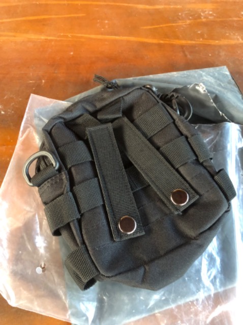 Chất liệu vải tốt đúng như quảng cáo, đa ngăn tiện dụng, đóng gói cẩn thận