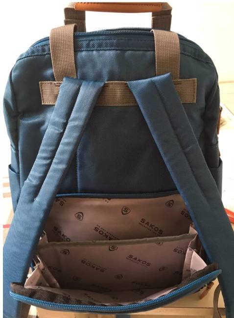 Mình đang cần 1 em vừa balo vừa túi xách, nhẹ, bền, nhiều ngăn, có thiết kế chống trộm, ko thấm nước và kích cỡ vừa phải, gọn nhẹ để đi chơi… thì em ấy đến sáng nay dù mới đặt hàng hôm qua! Trên cả tuyệt vời! Chất lượng và độ tinh tế trong thiết kế của Sakos thì miễn bàn!
