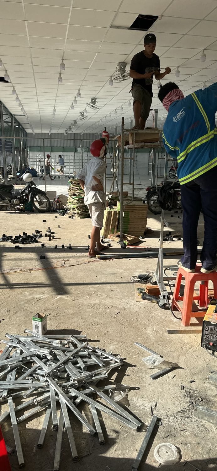 Dùng OK, chỉ mỗi cái là không tự gi chèn được, vài ngày lại phải vào tự định dạng lại thẻ nhớ, chứ không là không lưu được