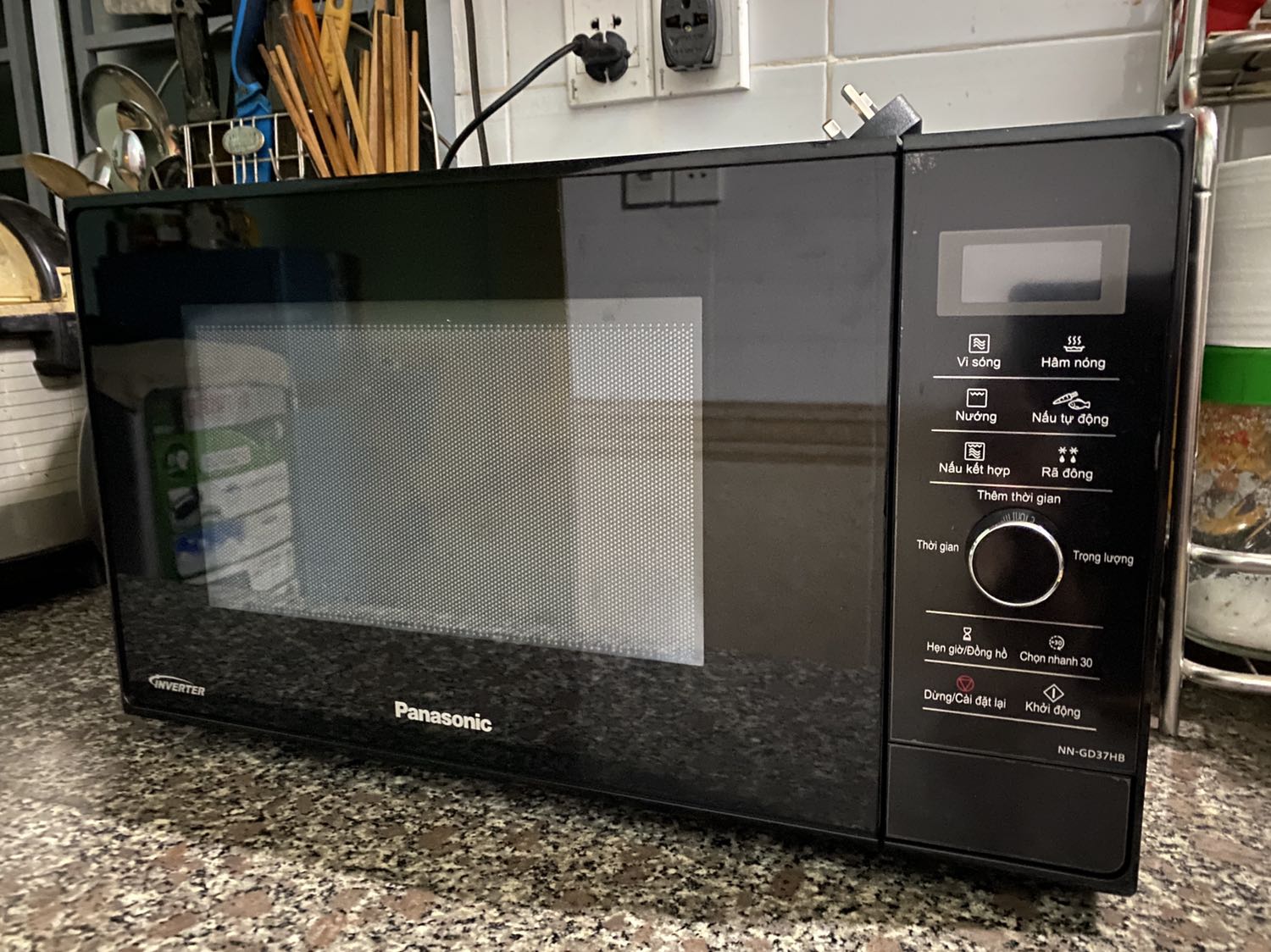 Đóng gói kỹ, giao nhạn và sản phẩm sử dụng khá ổn định. Nên có thêm hướng dẫn đăng ký bảo hành nữa thì sẽ ok hơn.