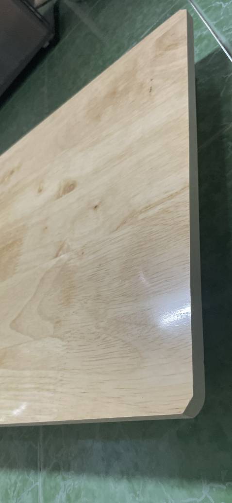 Nói chung ban đầu thấy được, chưa dùng nên không biết chất lượng, giá này thì vậy thôi nếu các góc được bo tròn không cấn khi chạm thì tuyệt hơn.