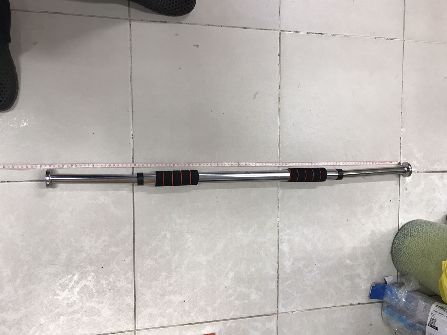 Vừa nhận hàng và kiểm tra thì thấy Quy cách không đúng 60_110cm nhưng thực tế chỉ có 60_100cm , chiều về gắn thử không vừa khung cửa nhà mình sẻ trả