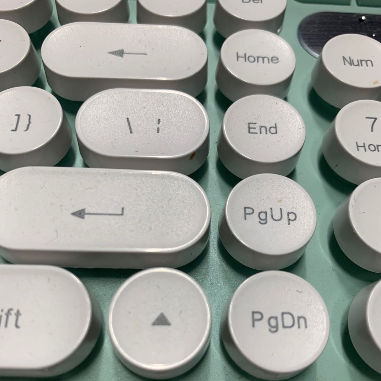 Hàng đúng như hình, nhận xét ban đầu tạm ổn, chất lượng thì thời gian trả lời