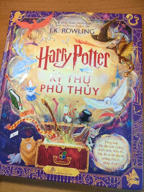 Sách đẹp, sắc nét. Mua được giá siêu hời luôn