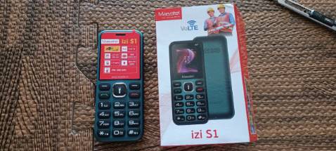 Máy nguyên hộp.nhỏ gọn.loa to .rõ.