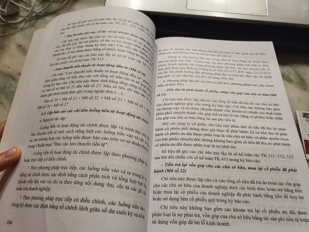 Dịch vụ giao hàng siêu tốc.
Thay vì ghi chép thì mua tập 1-2 về đọc cho nhanh 🐒 Đầy đủ nội dung. Quyển 1 là luật vs liệt kê tài khoản, hạch toán là chính. Quyển 2 là hướng dẫn lập chứng từ, BCTC,...