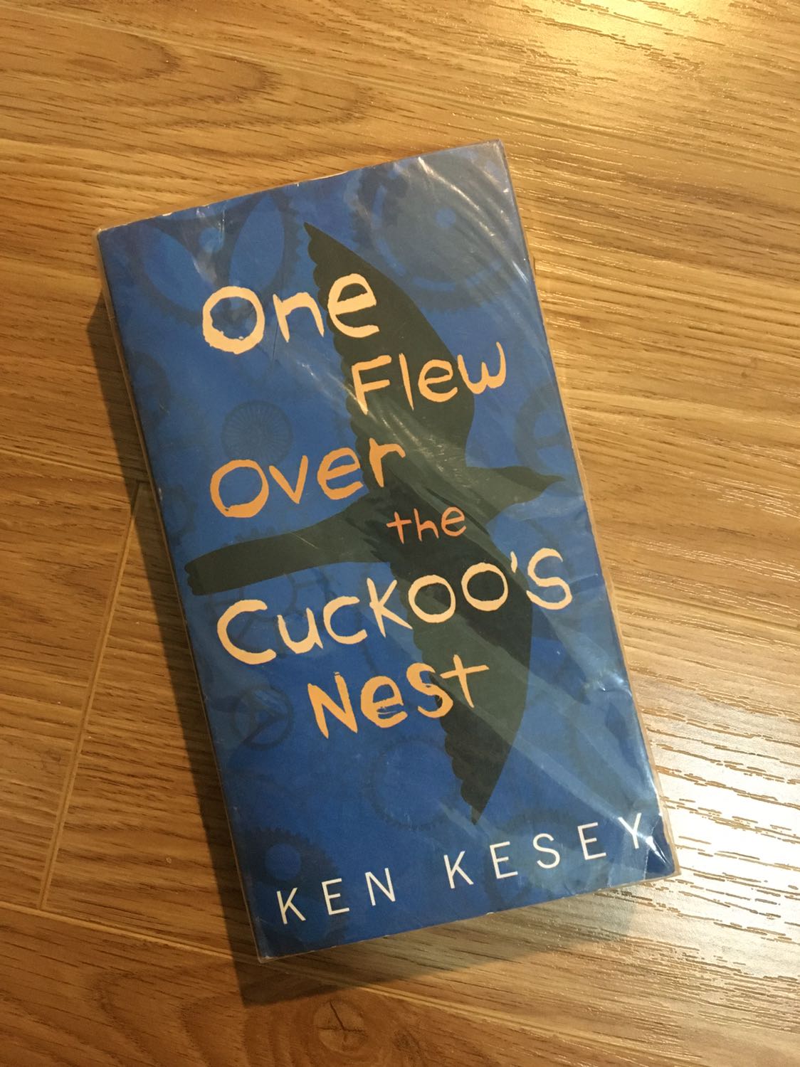 Sách mới, đóng gói rất cẩn thận. Mình chưa đọc nên chưa review chi tiết đc.