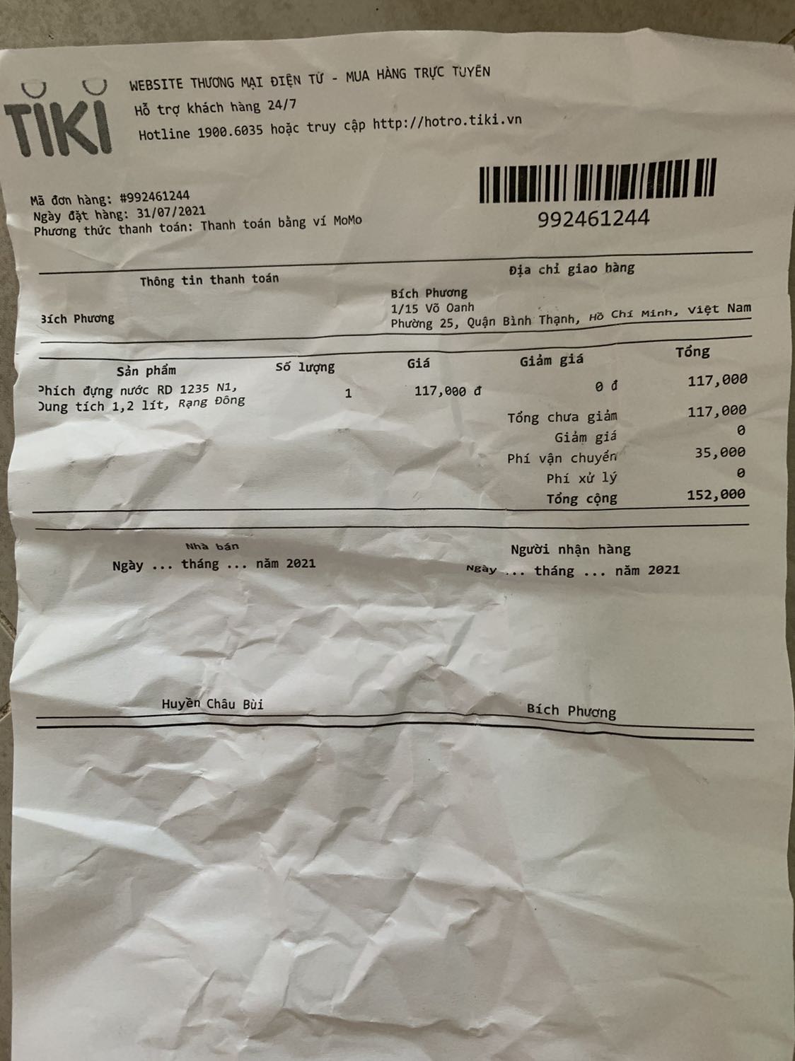 Phích bị bể rồi shop ạ. Hỏi các anh giao thì bảo ko biết và yêu cầu khách tự lh nhà cung cấp.
Đề nghị shop lần sau bán hàng, note cho các anh vận chuyện dòng ghi chú To Bự vào… hàng dễ vỡ!!!