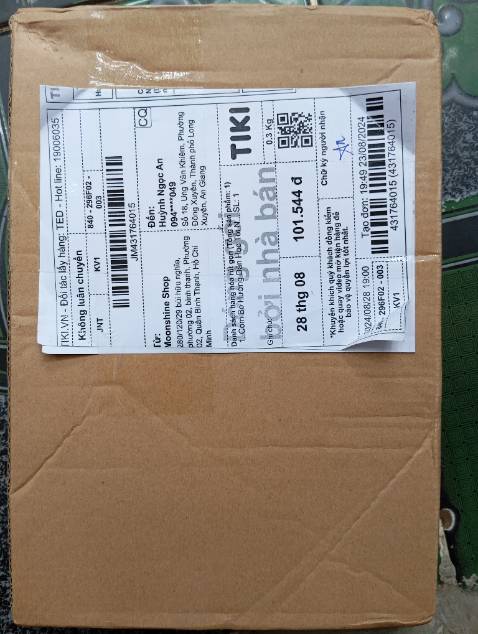 Sản phẩm có kiểu dáng sang trọng và rất tiện dụng, giao hàng nhanh chóng và rất cẩn thận, giá cả hợp lý với chất lượng sản phẩm đúng mô tả